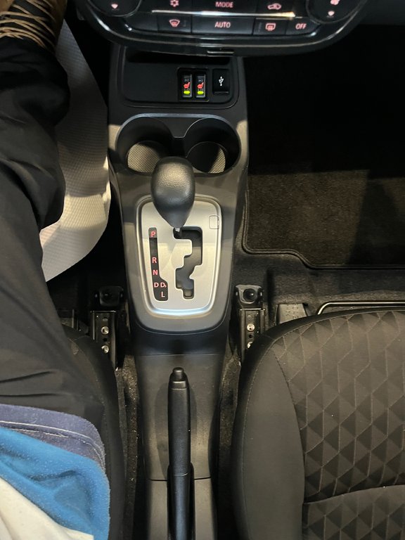 Mitsubishi Mirage ES 2024 à Amos, Québec - 15 - w1024h768px