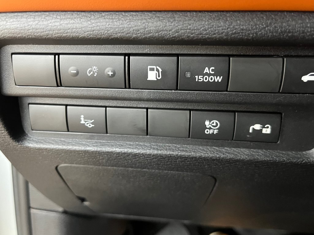 2025 Mitsubishi Outlander Plug-In Hybrid GT-PREMIUM in Amos, Quebec - 17 - w1024h768px