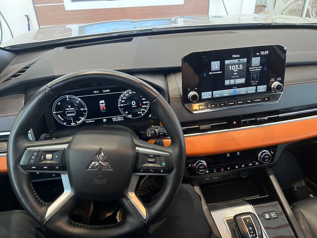2025 Mitsubishi Outlander Plug-In Hybrid GT-PREMIUM in Amos, Quebec - 19 - w1024h768px
