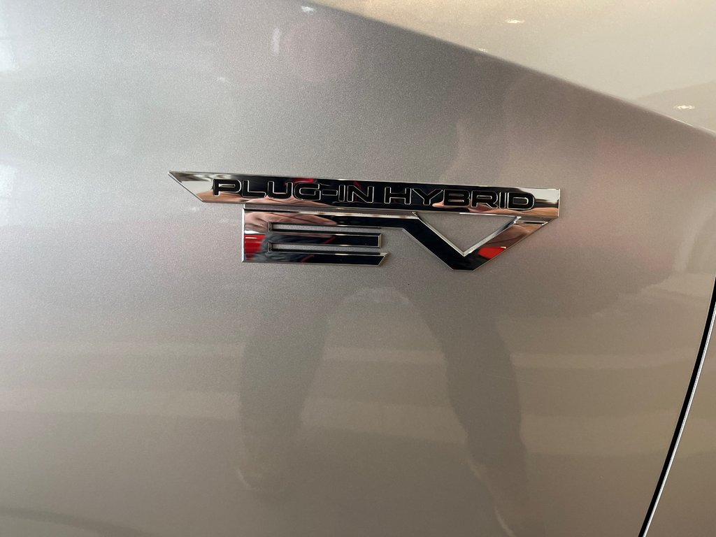 2025 Mitsubishi Outlander Plug-In Hybrid GT-PREMIUM in Amos, Quebec - 2 - w1024h768px