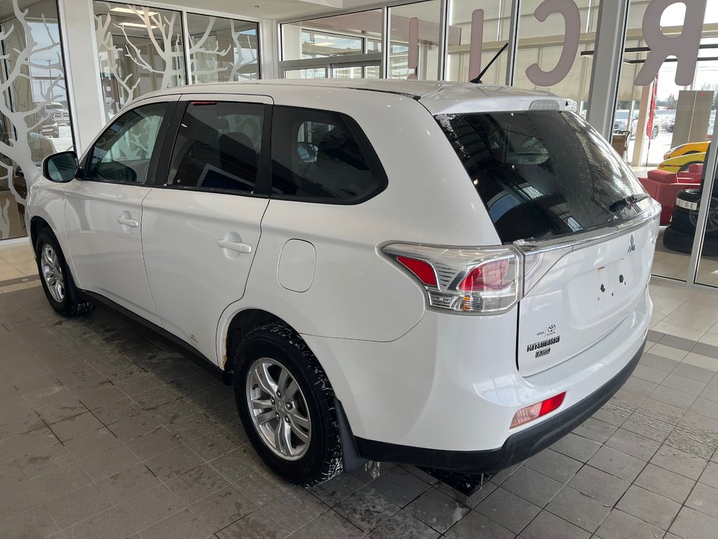 2014 Mitsubishi Outlander ES in Amos, Quebec - 4 - w1024h768px