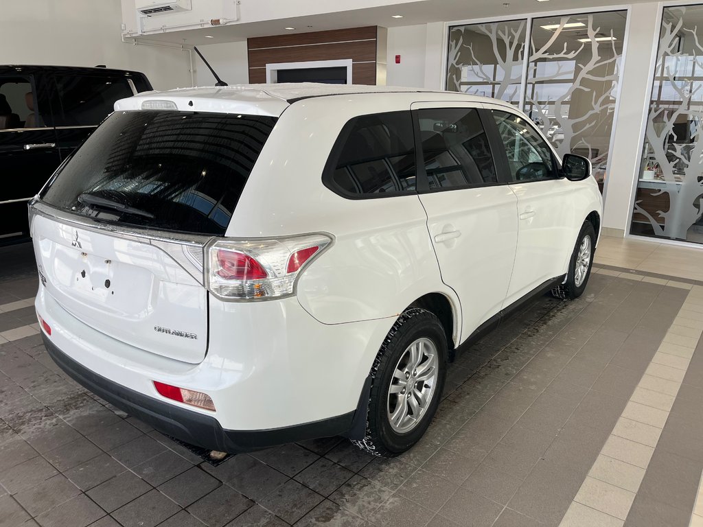 2014 Mitsubishi Outlander ES in Amos, Quebec - 5 - w1024h768px