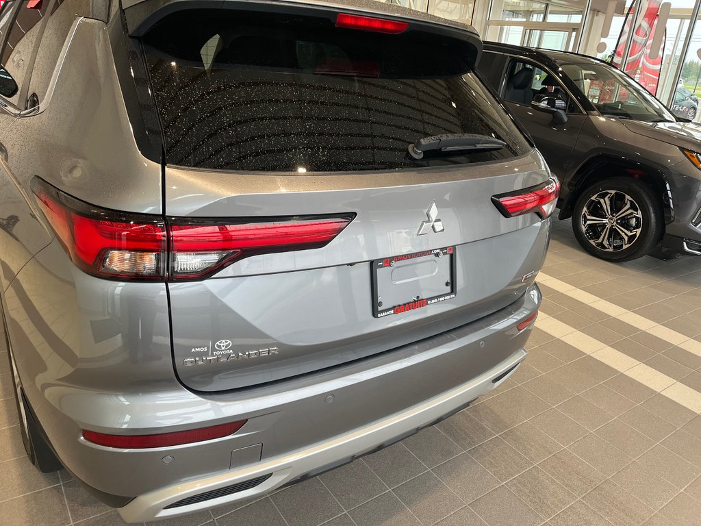 Mitsubishi Outlander SE 2023 à Amos, Québec - 5 - w1024h768px