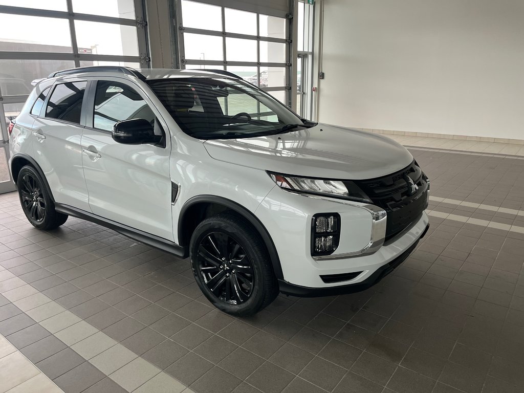 2023 Mitsubishi RVR SE in Amos, Quebec - 2 - w1024h768px