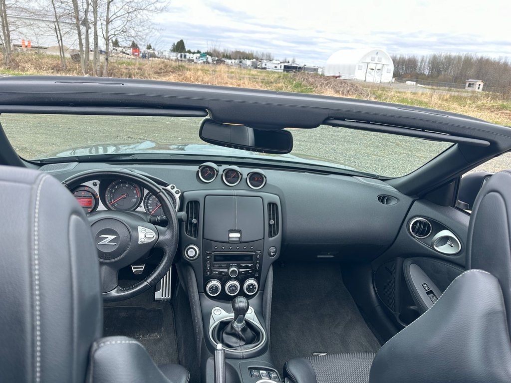 370Z * CABRIOLET  * INTÉRIEUR DE CUIR * 2014 à Amos, Québec - 25 - w1024h768px