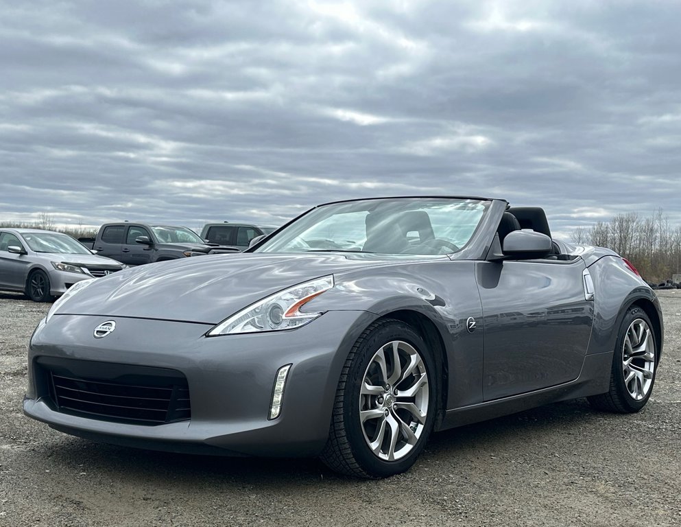 370Z * CABRIOLET  * INTÉRIEUR DE CUIR * 2014 à Amos, Québec - 32 - w1024h768px