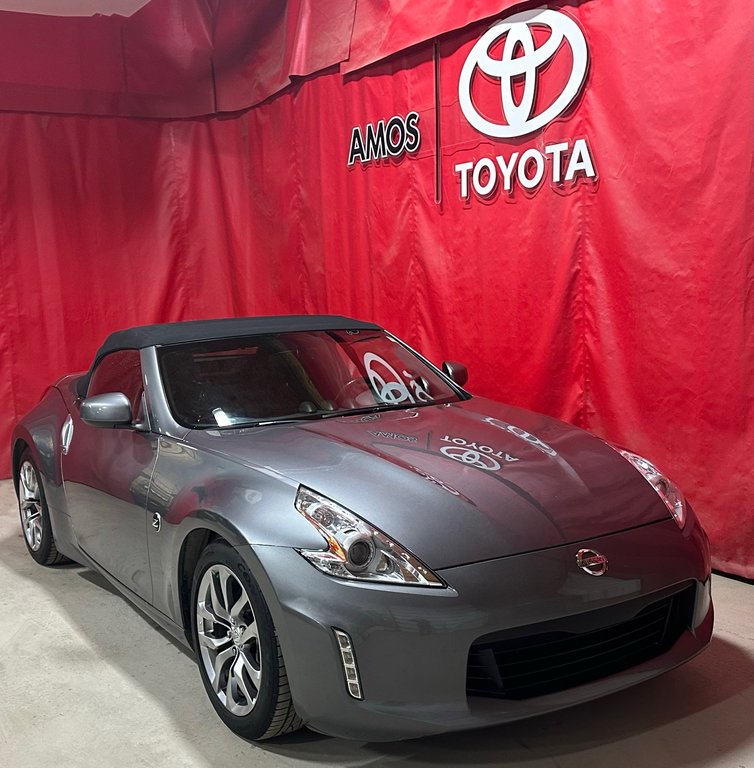 370Z * CABRIOLET  * INTÉRIEUR DE CUIR * 2014 à Amos, Québec - 15 - w1024h768px