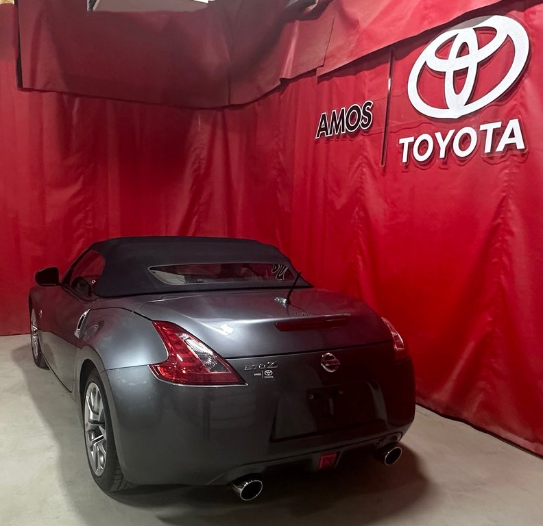 370Z * CABRIOLET  * INTÉRIEUR DE CUIR * 2014 à Amos, Québec - 12 - w1024h768px