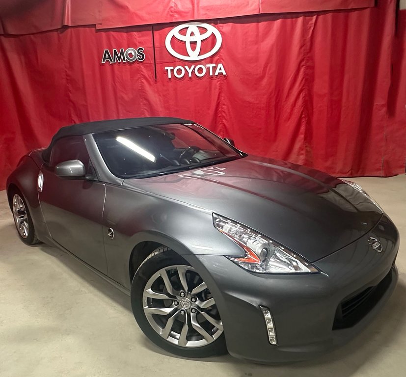 370Z * CABRIOLET  * INTÉRIEUR DE CUIR * 2014 à Amos, Québec - 16 - w1024h768px