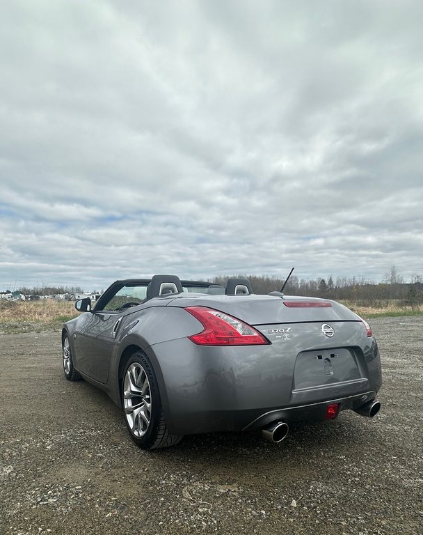 370Z * CABRIOLET  * INTÉRIEUR DE CUIR * 2014 à Amos, Québec - 27 - w1024h768px