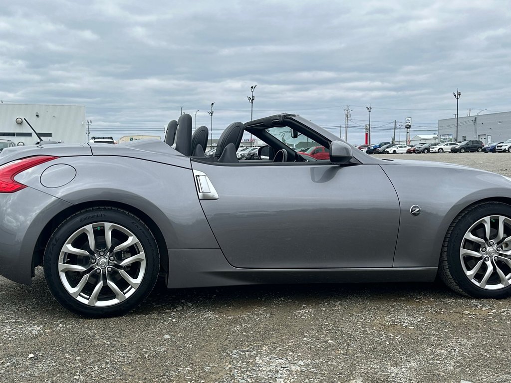 370Z * CABRIOLET  * INTÉRIEUR DE CUIR * 2014 à Amos, Québec - 29 - w1024h768px