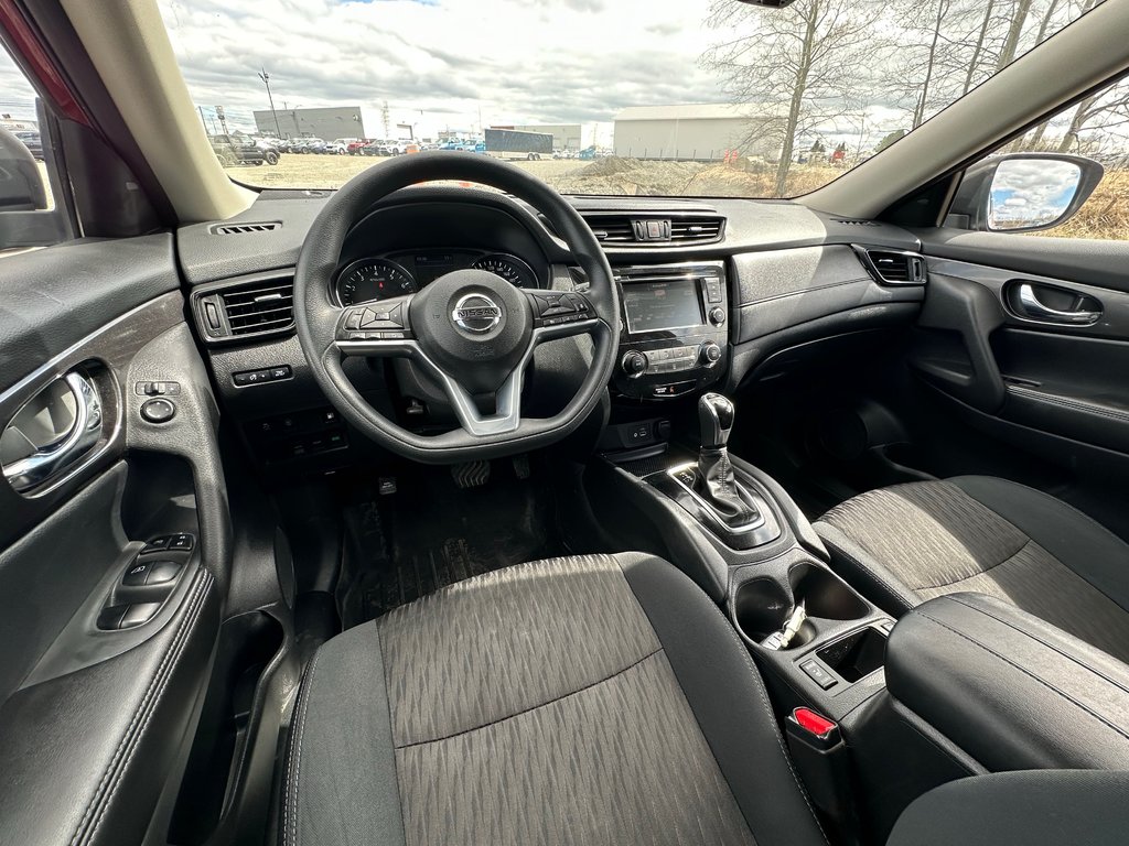 2019  Rogue * VERSION SV * AWD * in Amos, Quebec - 24 - w1024h768px