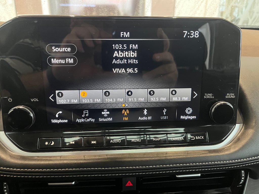 2022 Nissan Rogue Platinum in Amos, Quebec - 18 - w1024h768px