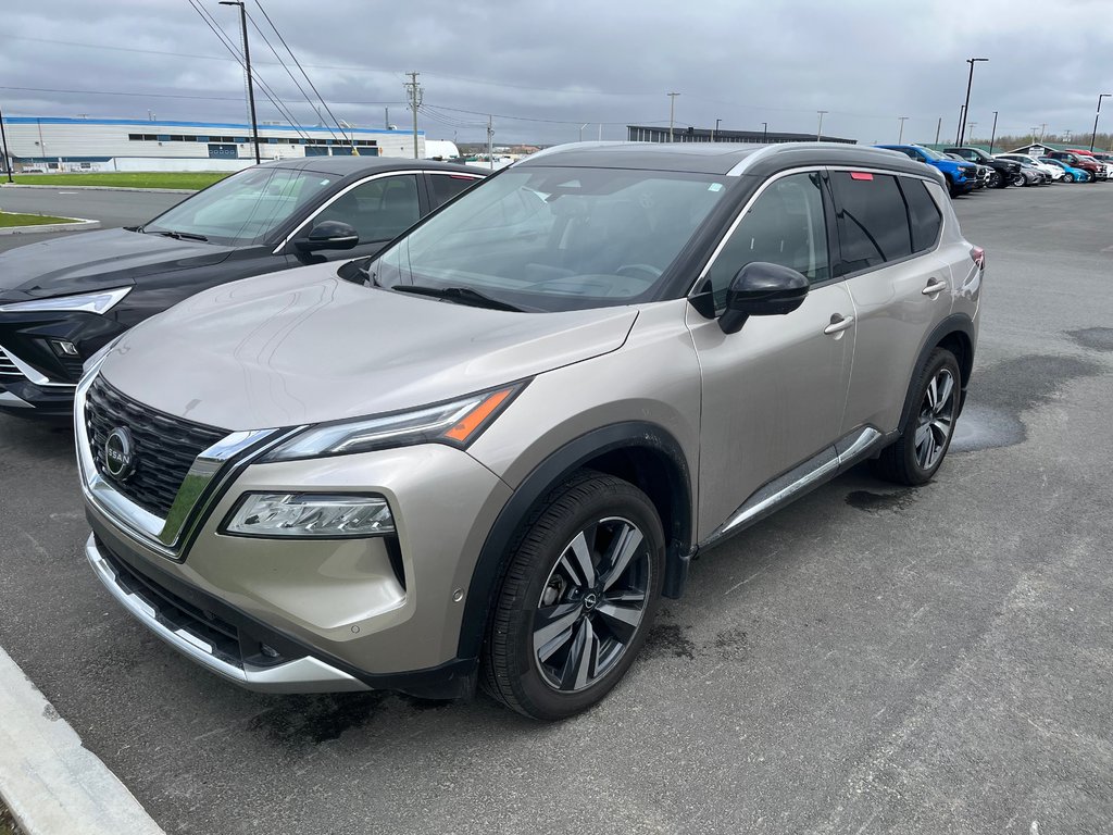 2022 Nissan Rogue Platinum in Amos, Quebec - 23 - w1024h768px