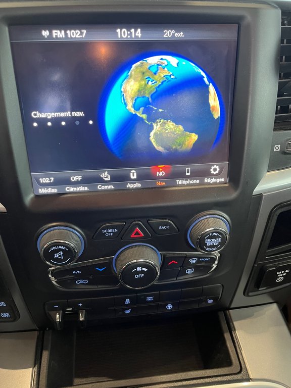 2021 Ram 1500 Classic SLT in Amos, Quebec - 15 - w1024h768px