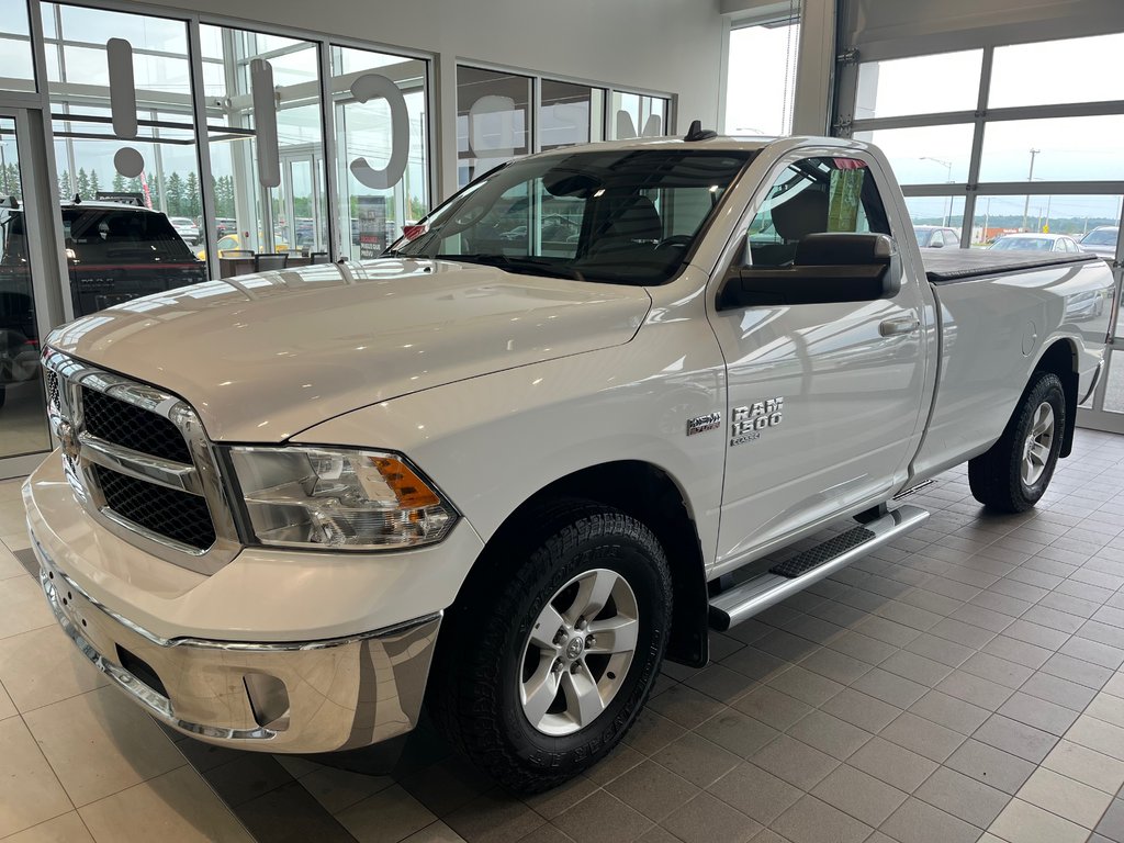 2021 Ram 1500 Classic SLT in Amos, Quebec - 5 - w1024h768px