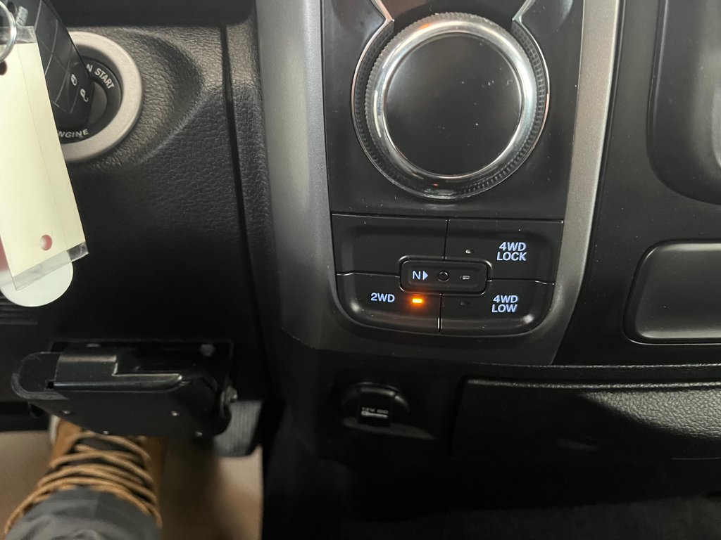 Ram 1500 Classic Warlock 2022 à Amos, Québec - 18 - w1024h768px