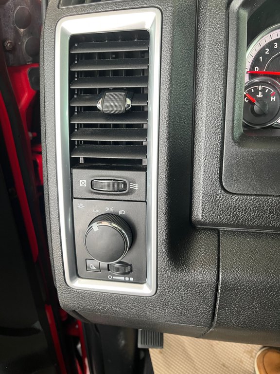 Ram 1500 Classic Warlock 2022 à Amos, Québec - 13 - w1024h768px