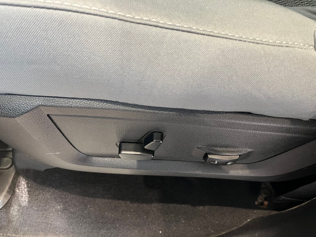 Ram 1500 SLT 2016 à Amos, Québec - 11 - w1024h768px
