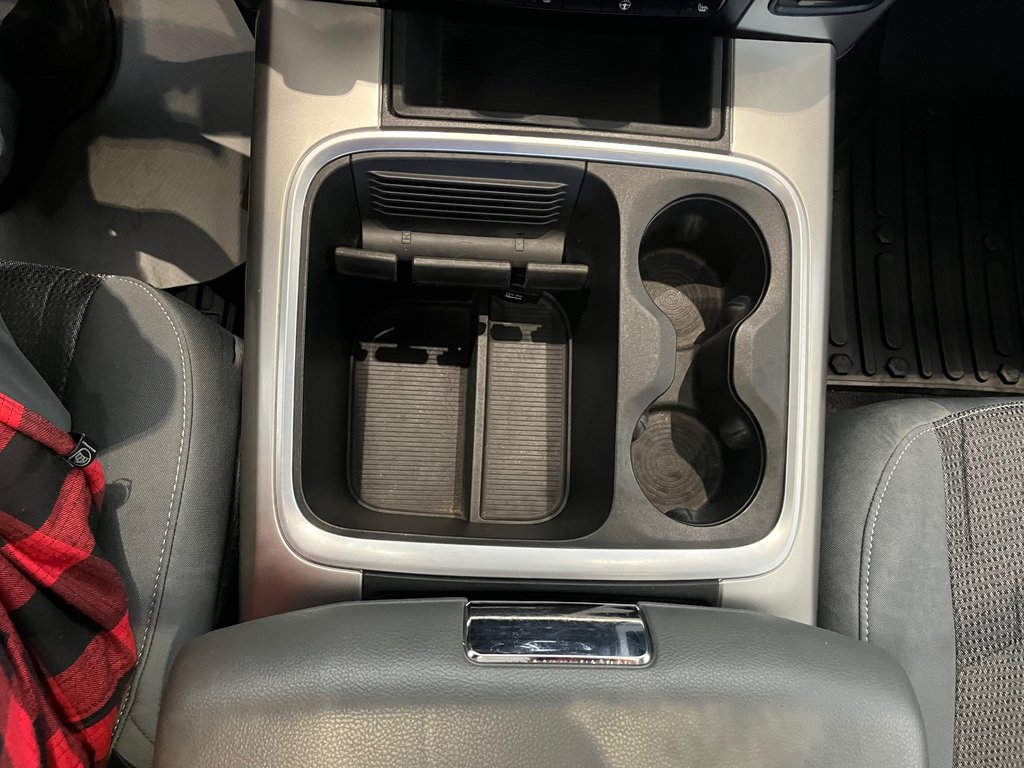 Ram 1500 SLT 2016 à Amos, Québec - 20 - w1024h768px