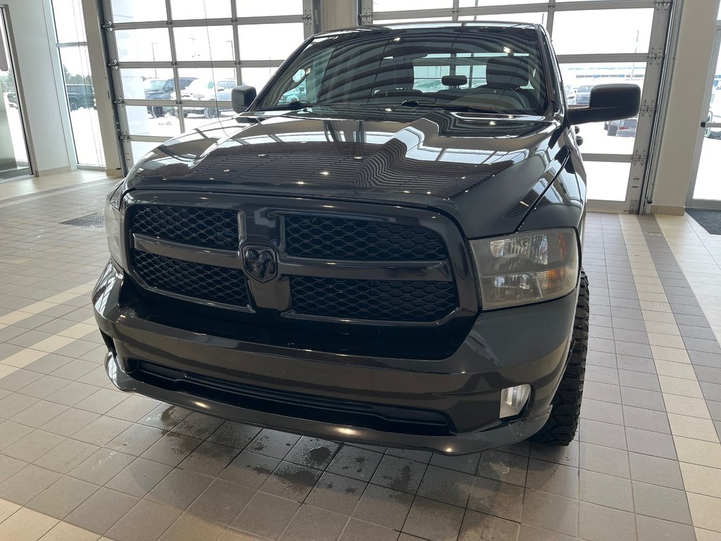 2017 Ram 1500 Express in Amos, Quebec - 3 - w1024h768px