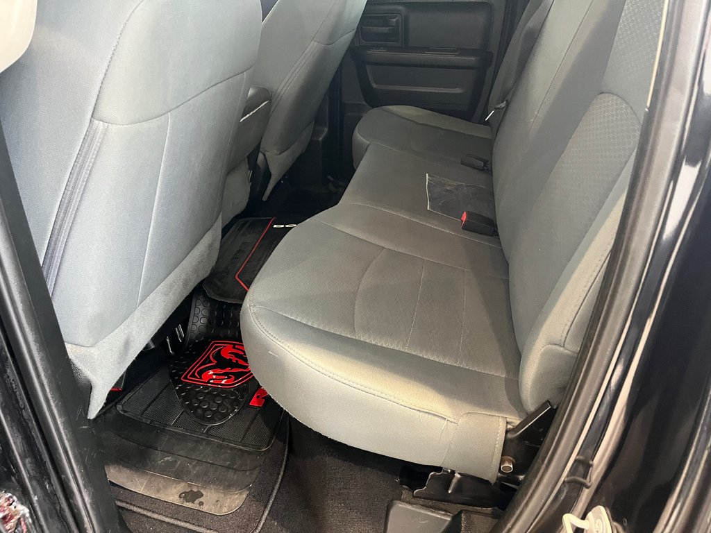 2017 Ram 1500 Express in Amos, Quebec - 8 - w1024h768px