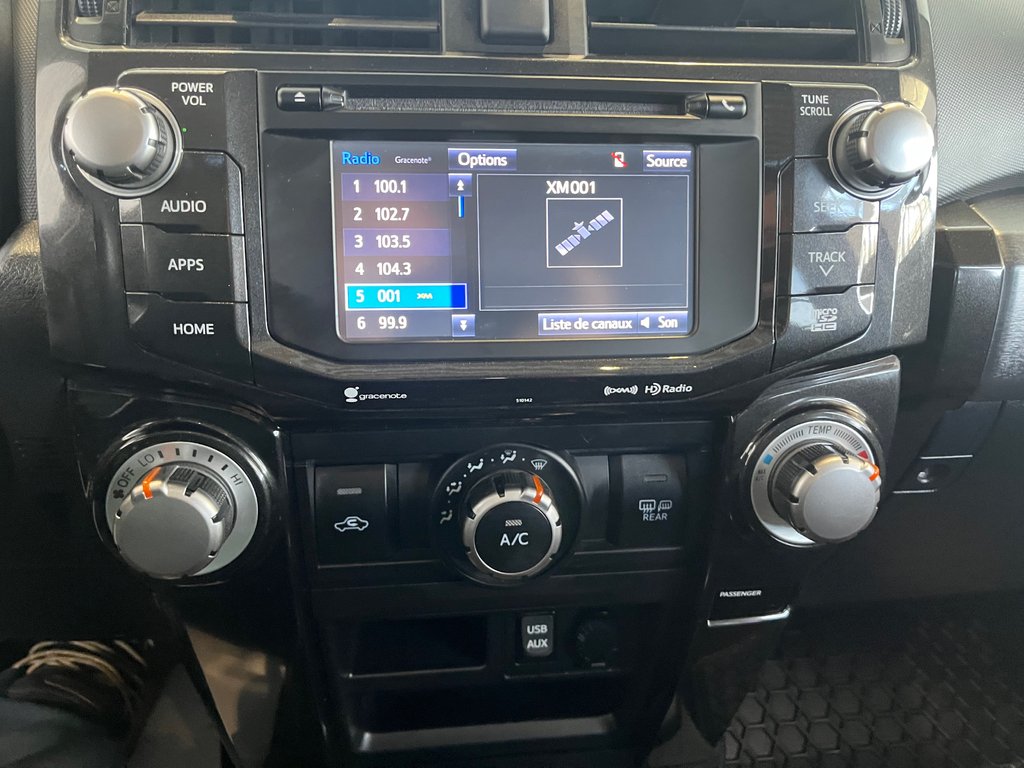 Toyota 4Runner SR5 2016 à Amos, Québec - 12 - w1024h768px