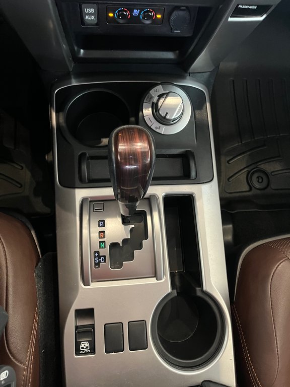 2017 Toyota 4Runner SR5 limited in Amos, Quebec - 20 - w1024h768px