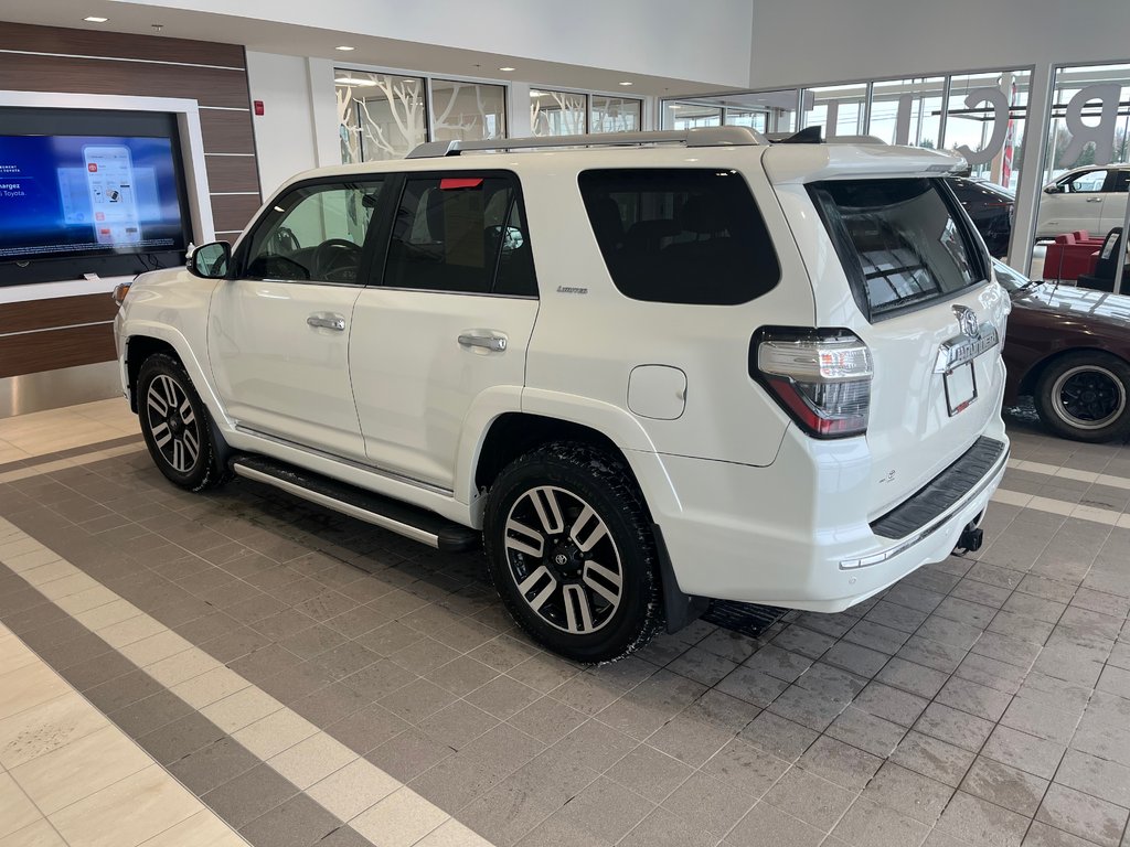 Toyota 4Runner SR5 limited 2017 à Amos, Québec - 7 - w1024h768px