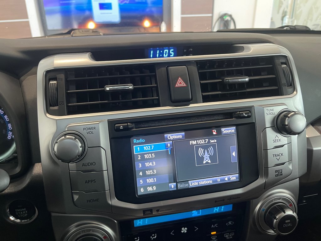 Toyota 4Runner SR5 limited 2017 à Amos, Québec - 20 - w1024h768px