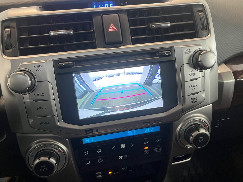 Toyota 4Runner SR5 limited 2017 à Amos, Québec - 21 - w1024h768px