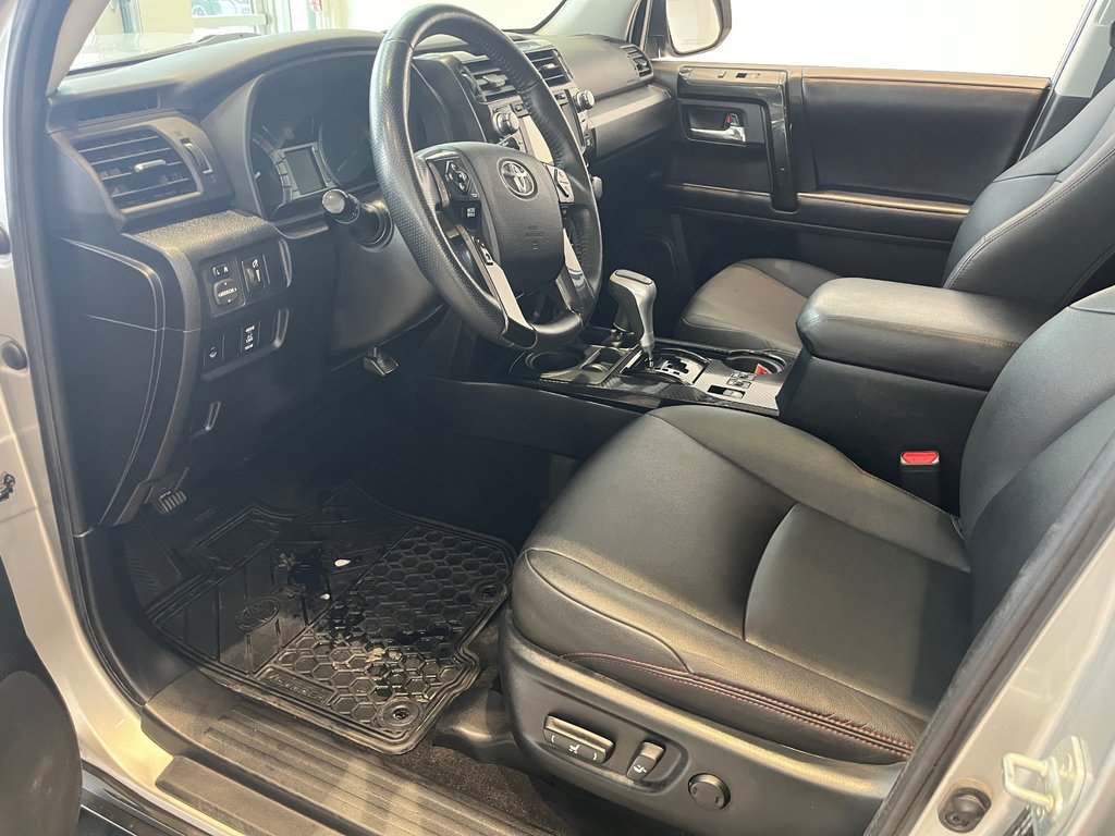 2019 Toyota 4Runner trd off road in Amos, Quebec - 10 - w1024h768px