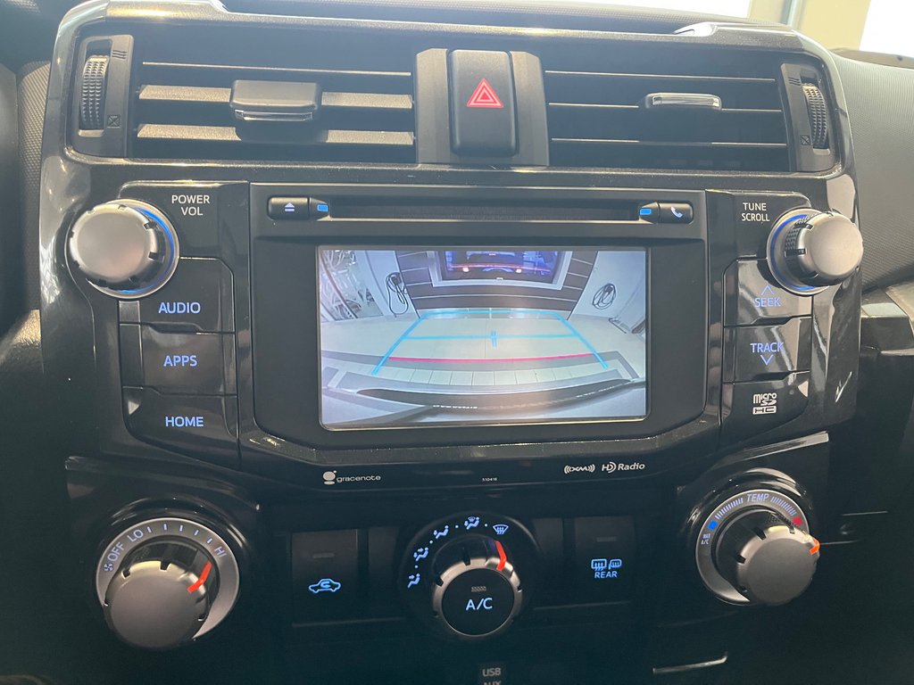 2019 Toyota 4Runner trd off road in Amos, Quebec - 17 - w1024h768px