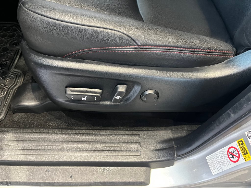 2019 Toyota 4Runner trd off road in Amos, Quebec - 11 - w1024h768px