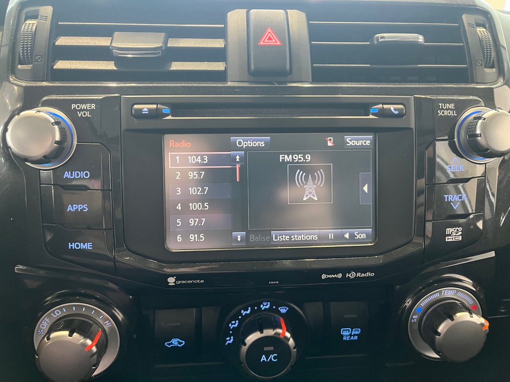 2019 Toyota 4Runner trd off road in Amos, Quebec - 16 - w1024h768px