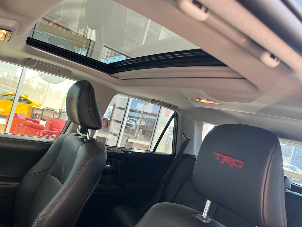 Toyota 4Runner TRD OFF ROAD 2022 à Amos, Québec - 15 - w1024h768px