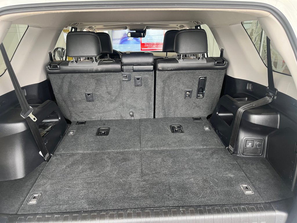 Toyota 4Runner SR5 2023 à Amos, Québec - 11 - w1024h768px