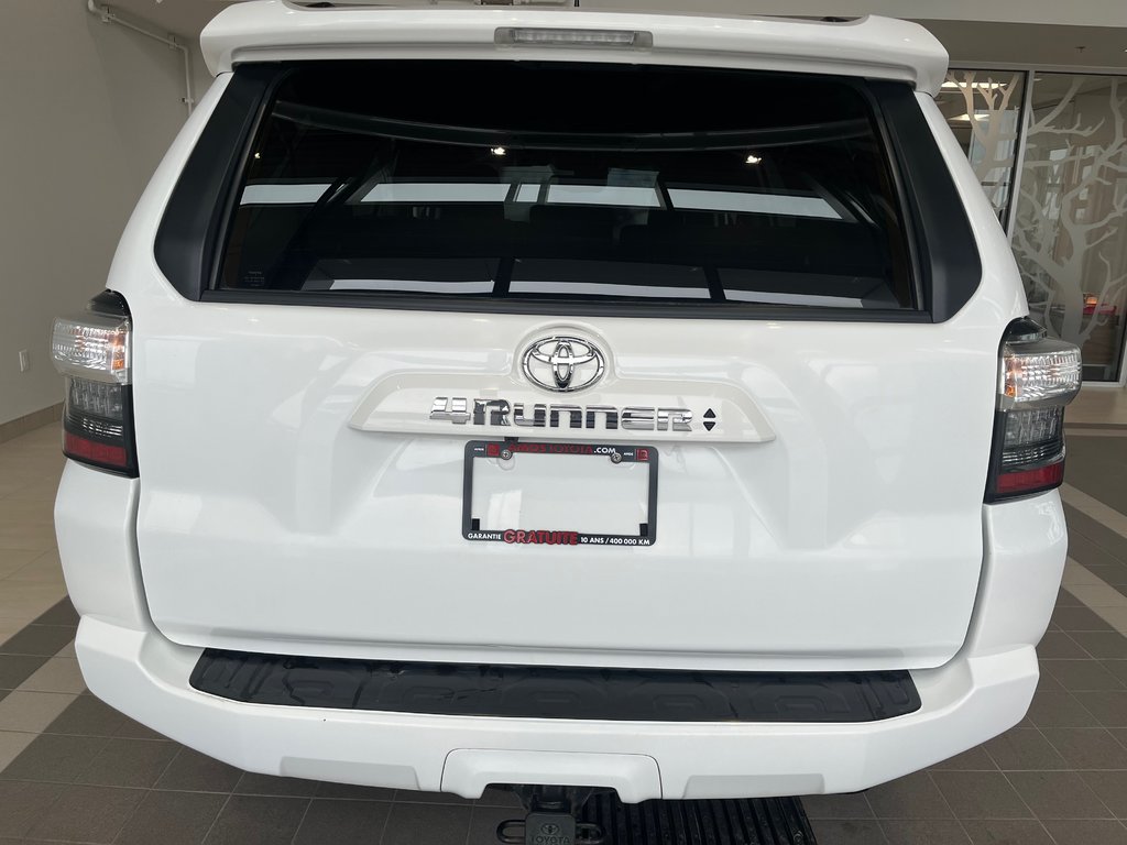 Toyota 4Runner SR5 2023 à Amos, Québec - 9 - w1024h768px