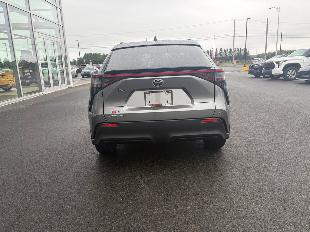 2026 Toyota BZ XLE AWD in Amos, Quebec - 4 - w1024h768px