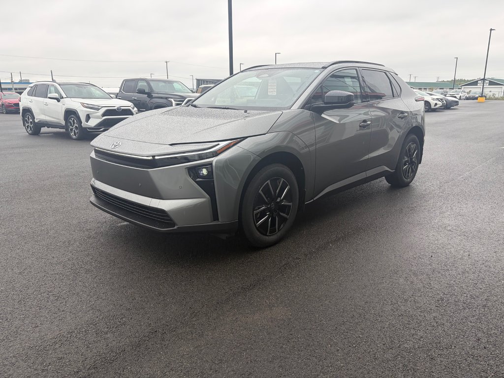 2026 Toyota BZ XLE AWD in Amos, Quebec - 1 - w1024h768px