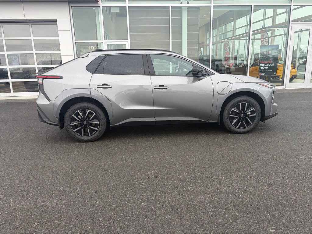 2026 Toyota BZ XLE AWD in Amos, Quebec - 6 - w1024h768px
