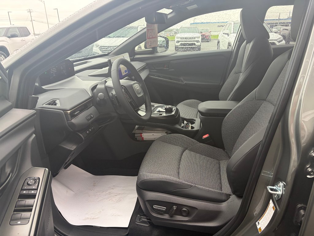 2026 Toyota BZ XLE AWD in Amos, Quebec - 11 - w1024h768px
