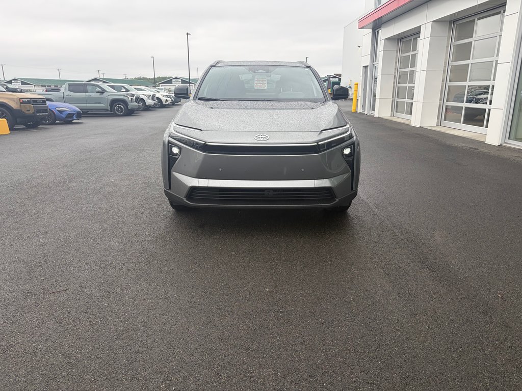 2026 Toyota BZ XLE AWD in Amos, Quebec - 8 - w1024h768px