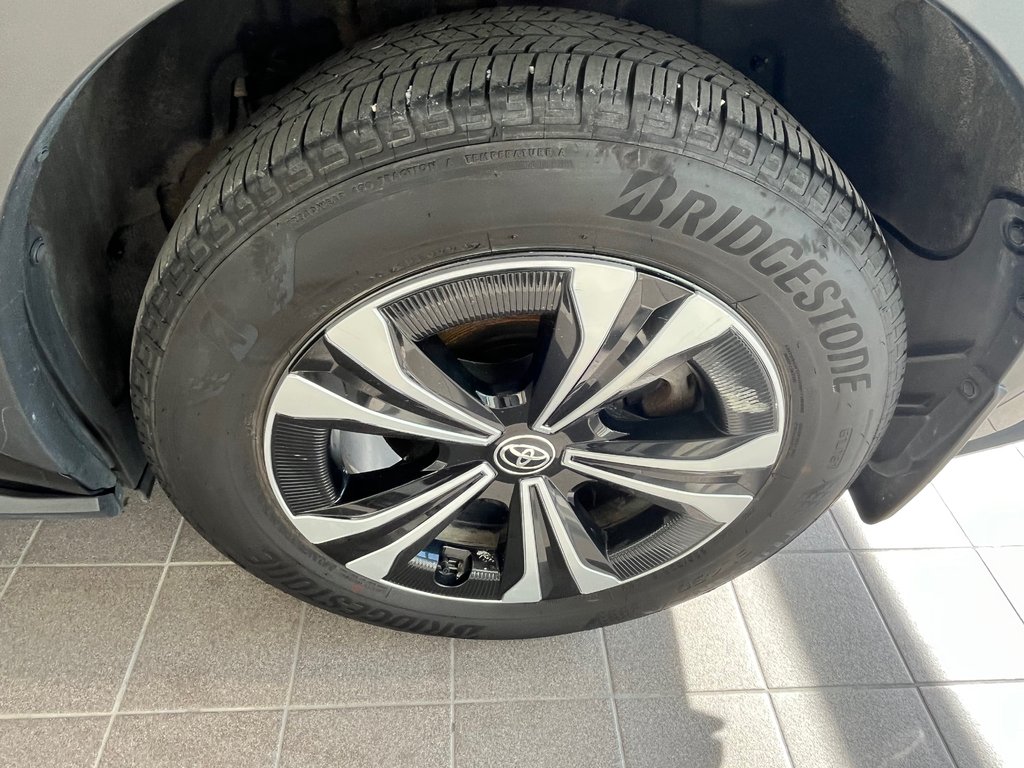 Toyota BZ4X XLE 2023 à Amos, Québec - 16 - w1024h768px