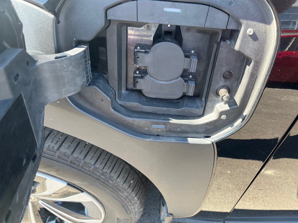 Toyota BZ4X XLE 2023 à Amos, Québec - 17 - w1024h768px