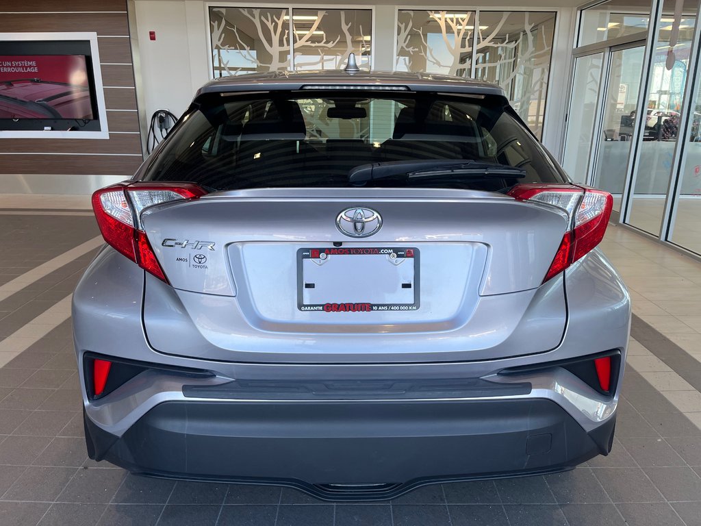 Toyota C-HR LE 2019 à Amos, Québec - 8 - w1024h768px