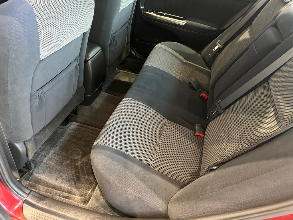 Toyota Camry SE 2004 à Amos, Québec - 10 - w1024h768px