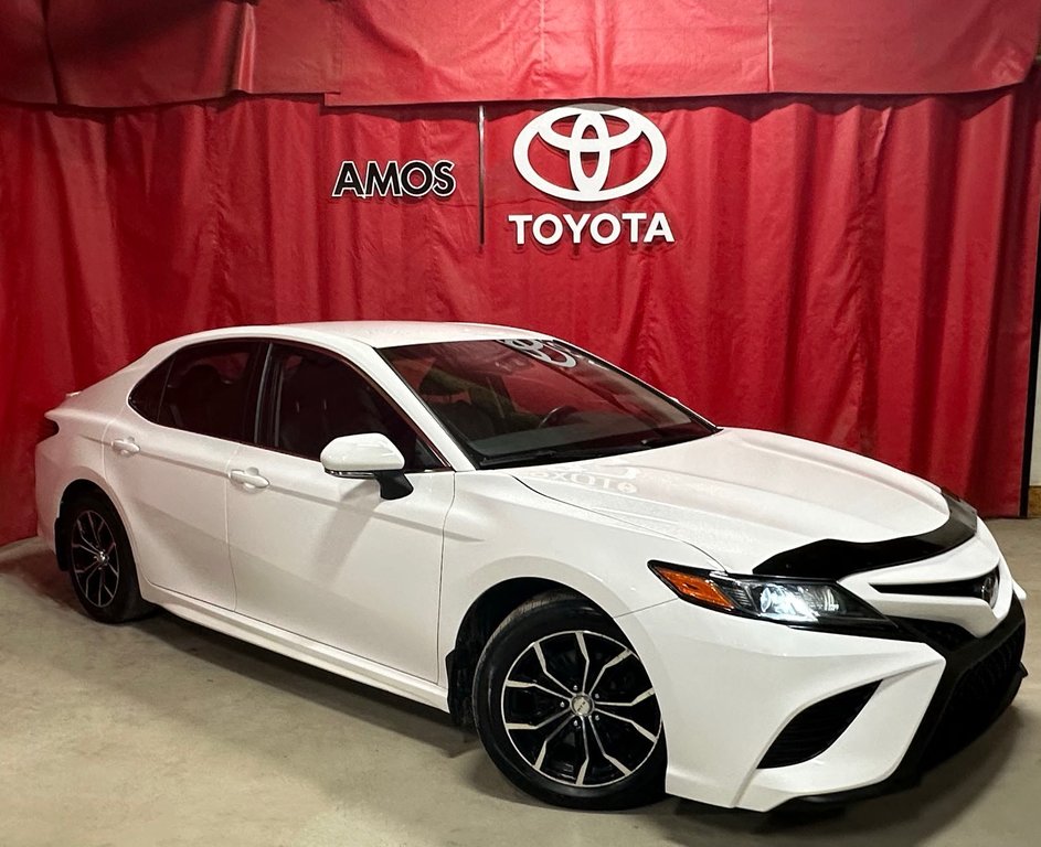 2018  Camry * VERSION SE * in Amos, Quebec - 11 - w1024h768px