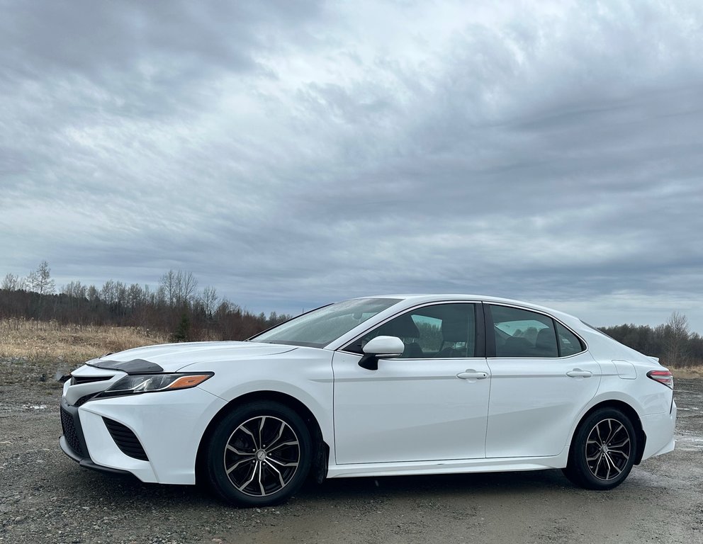 2018  Camry * VERSION SE * in Amos, Quebec - 26 - w1024h768px
