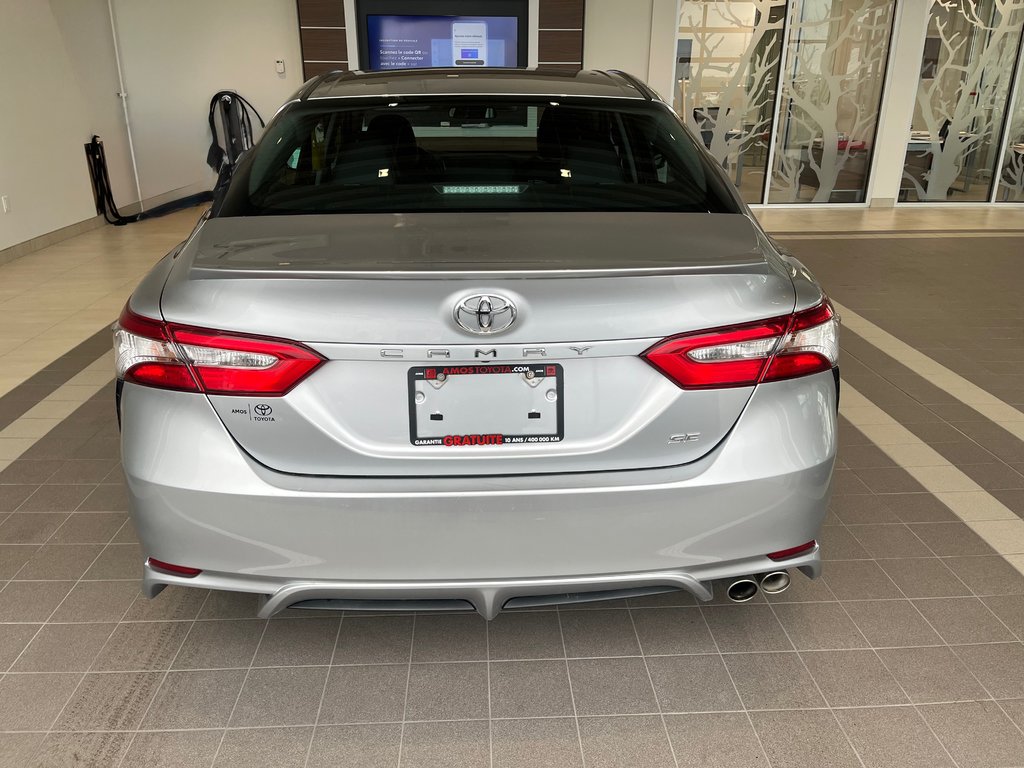 Toyota Camry SE 2018 à Amos, Québec - 8 - w1024h768px